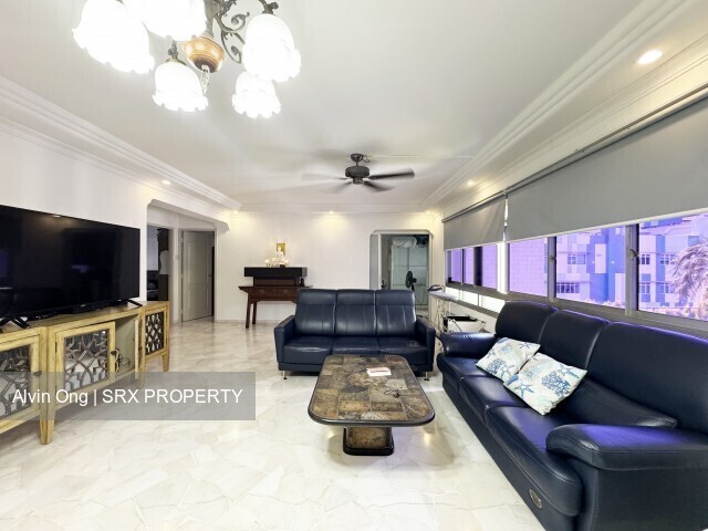 Blk 243 Pasir Ris Street 21 (Pasir Ris), HDB Executive #520222221